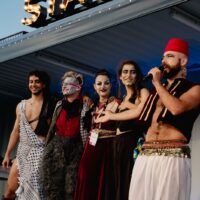 queens against borders